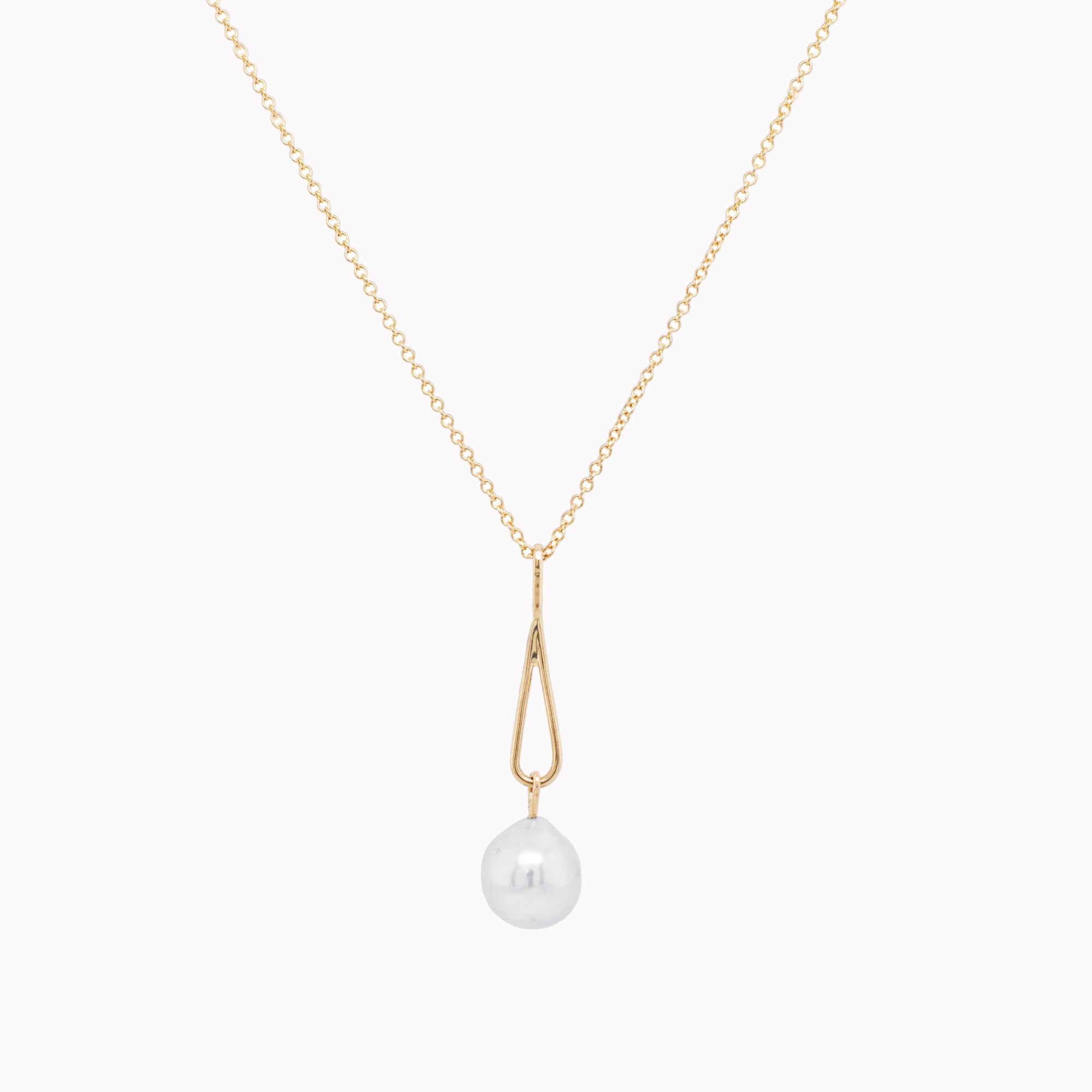 Baroque Pearl Droplet Necklace