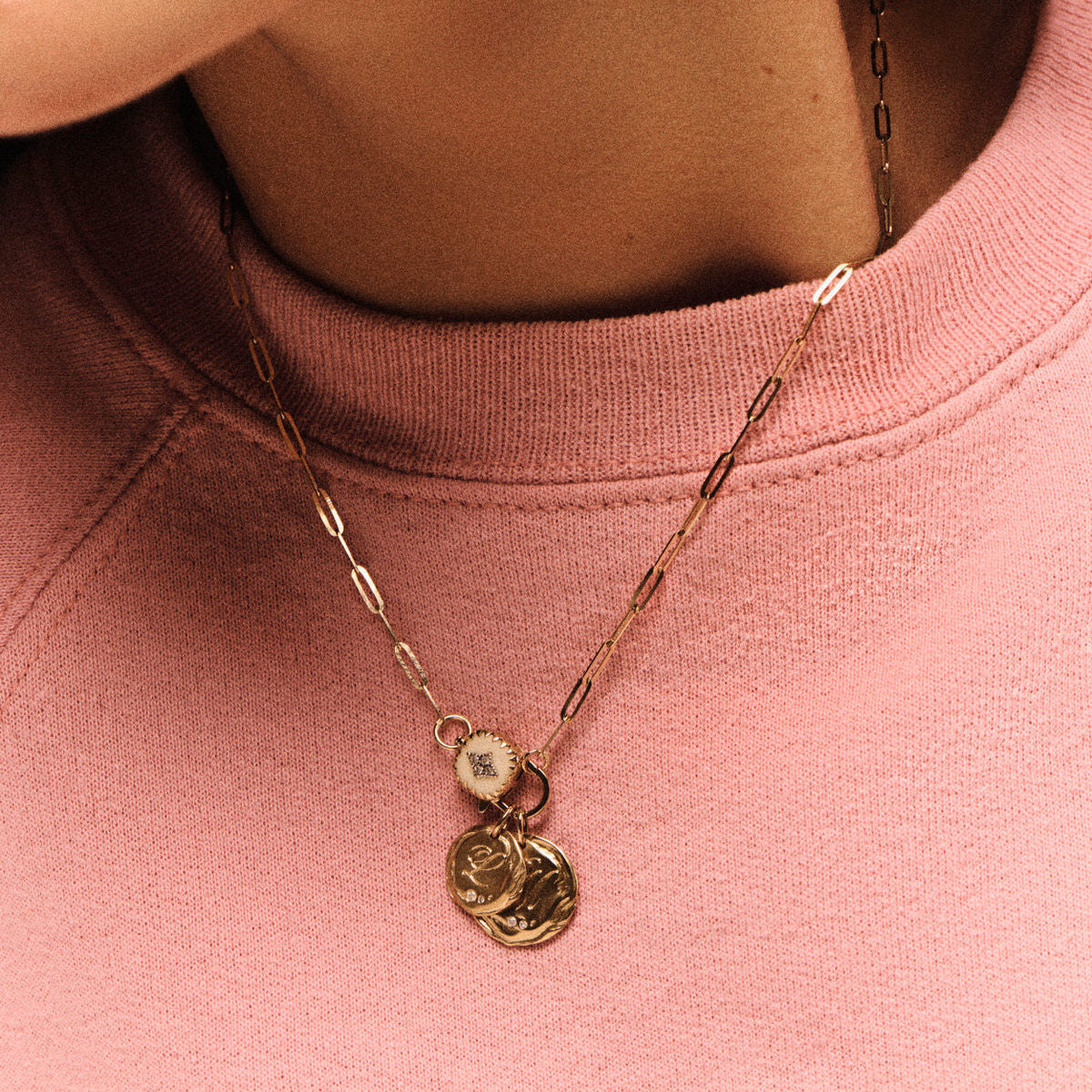 Ginger White Resin Necklace