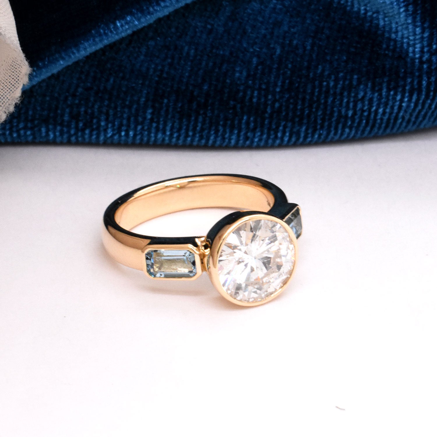 2ct Heirloom Natural Round White Diamond in a Bezel 14K Yellow Gold Setting with Aquamarine Side Stones