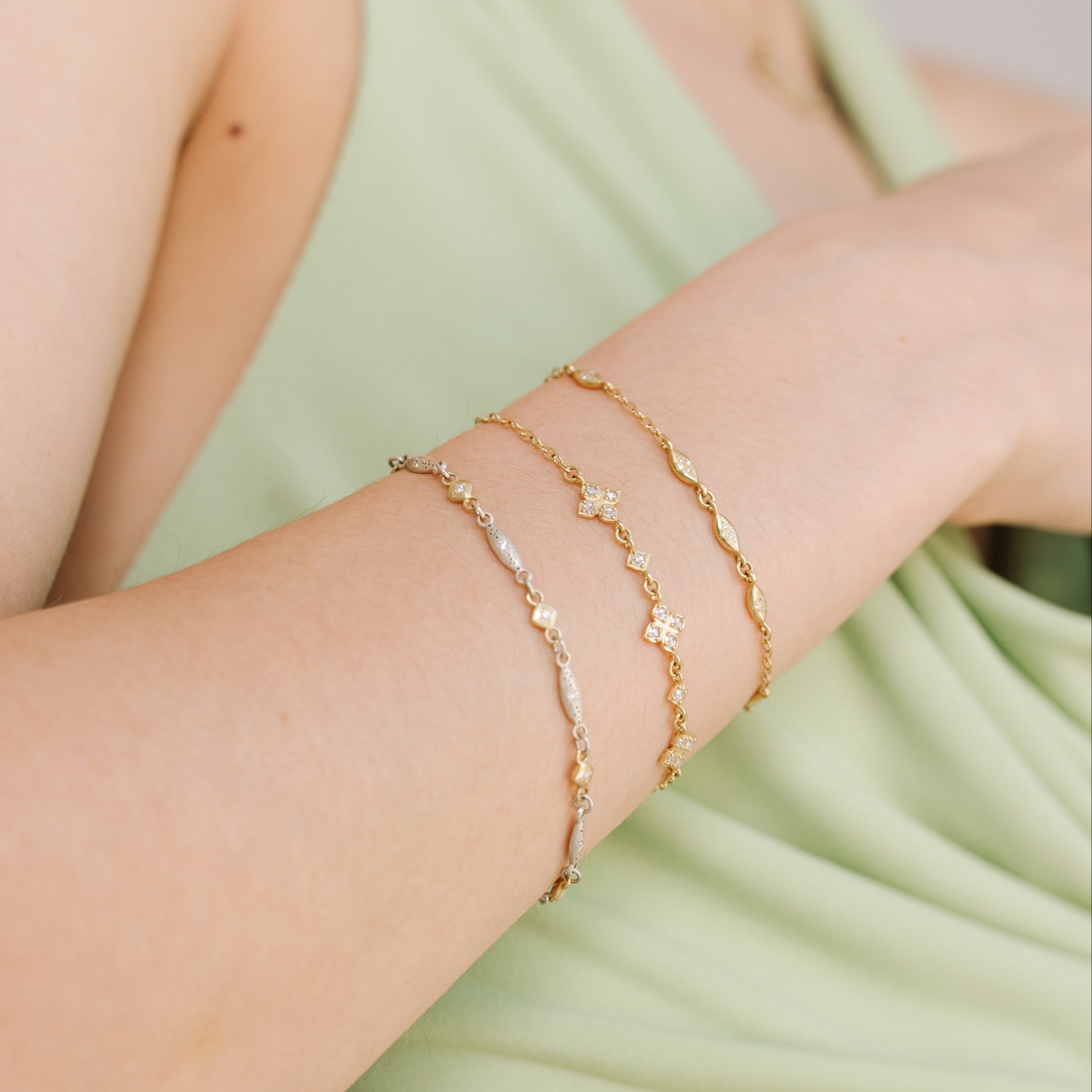 Mixed Metal Single Link Bracelet