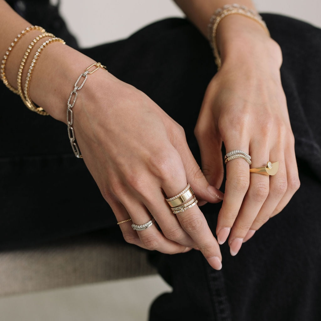 Baguette & Round Diamond Channel Set Band