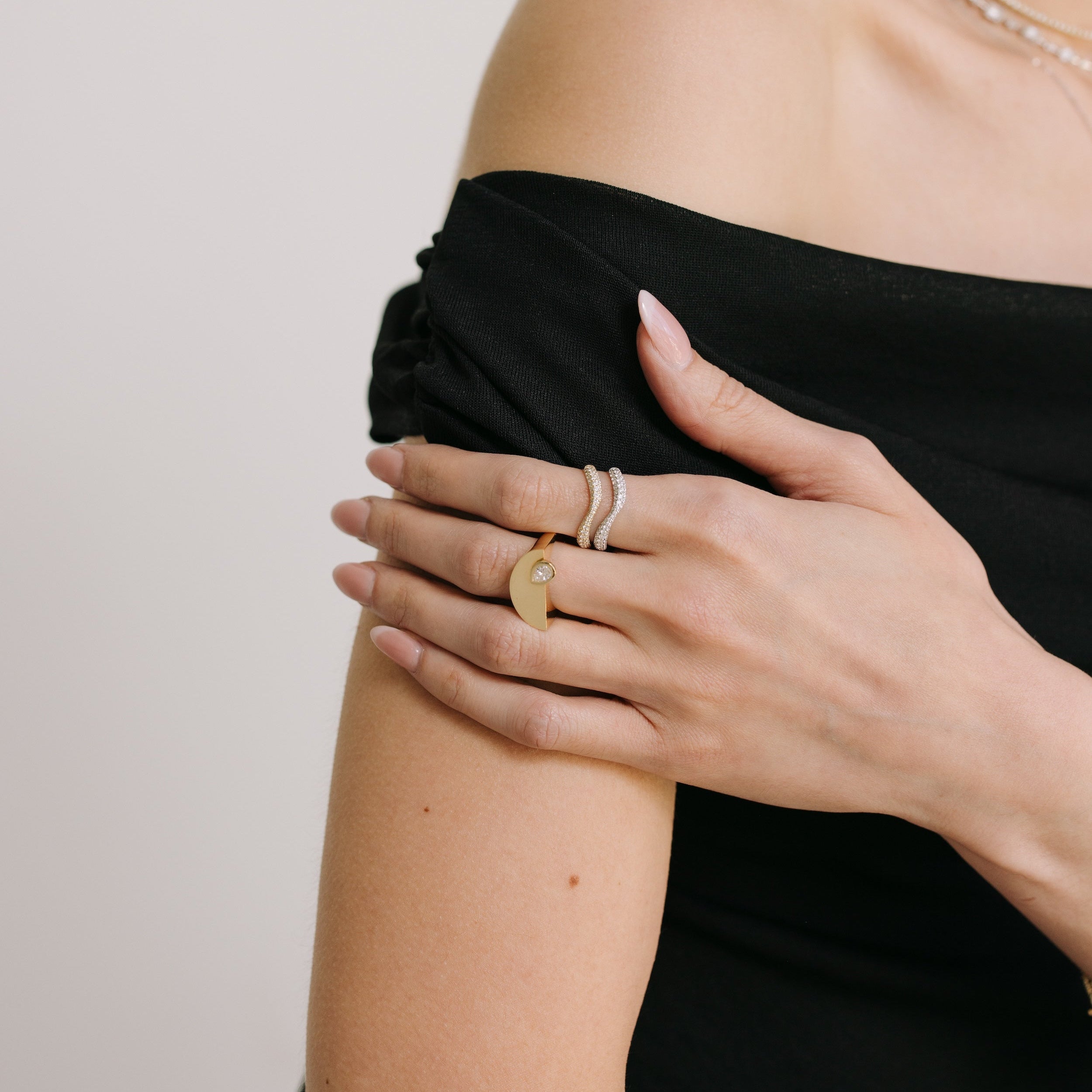 White Gold Wavy Pavé Diamond Ring