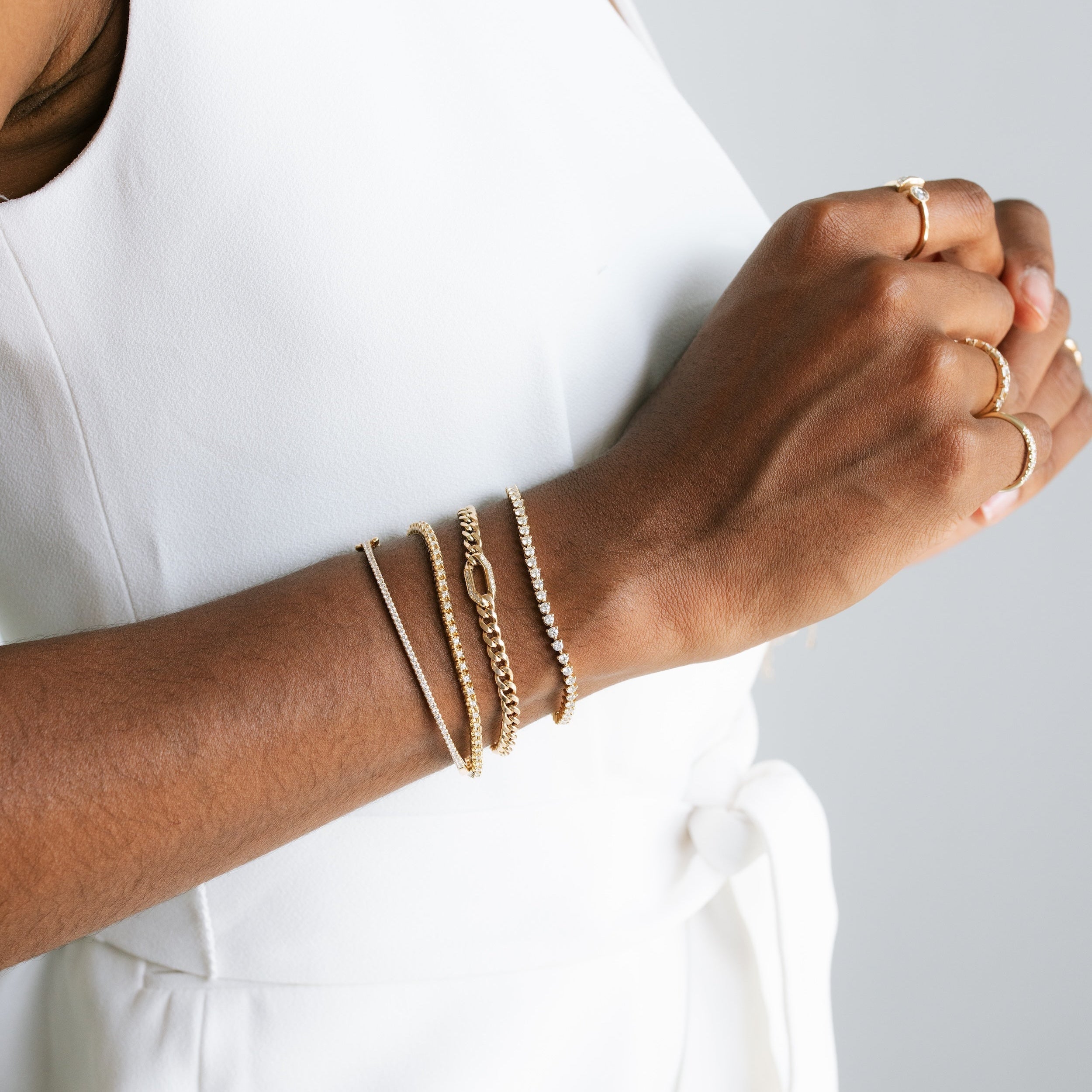 Yellow Gold Three-Prong Diamond Tennis Bracelet 2.95ct