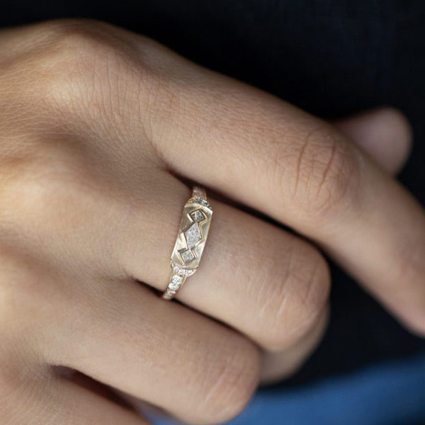 Geometric Diamonds Totem Ring
