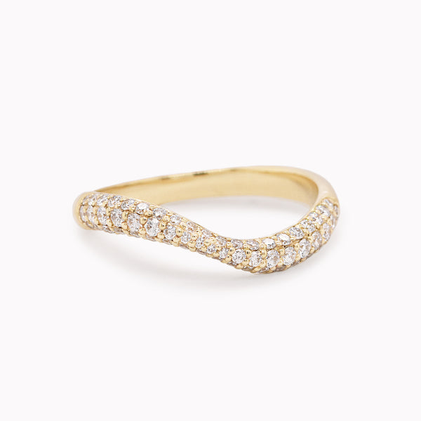 Wavy Pavé Diamond Ring