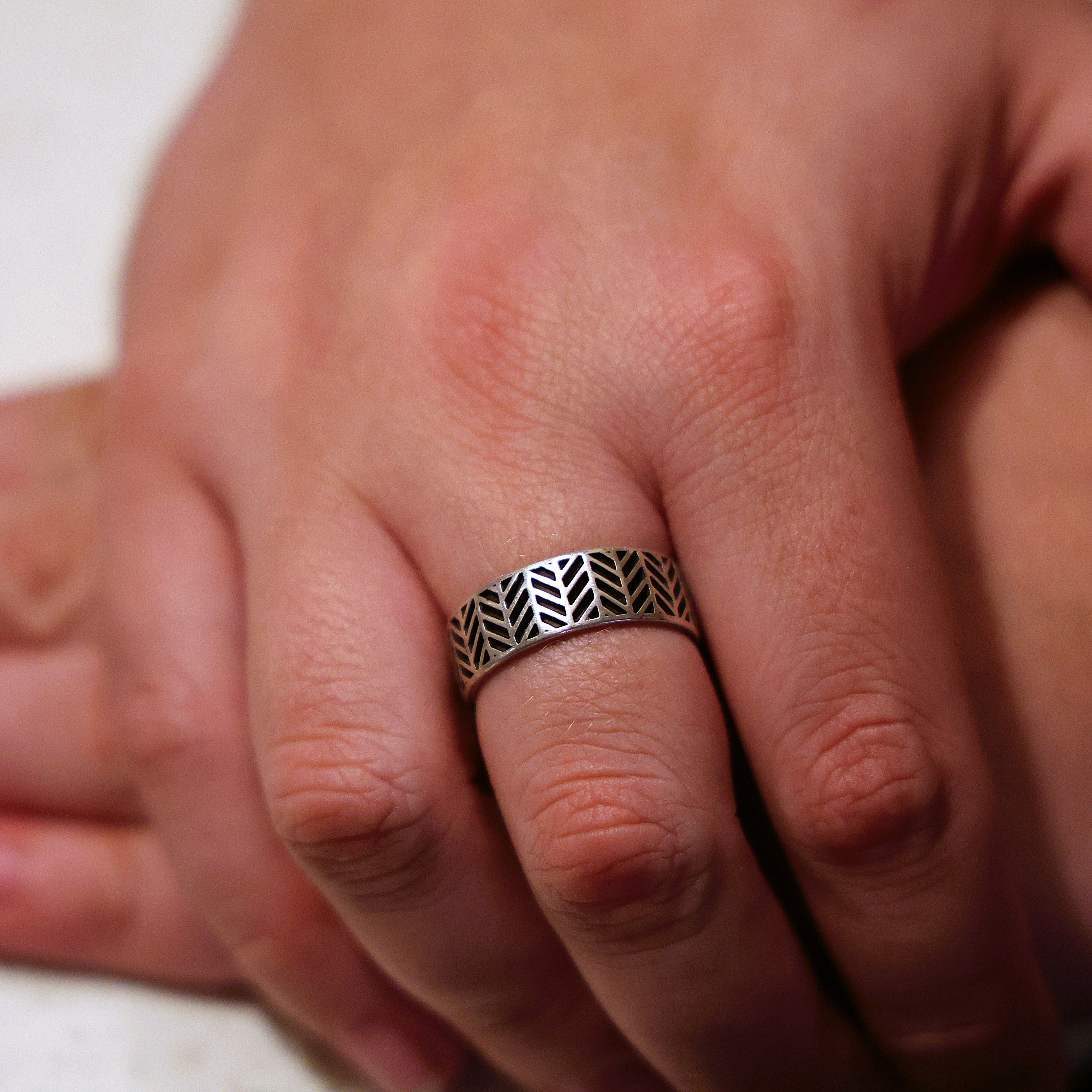 Herringbone Band 8mm