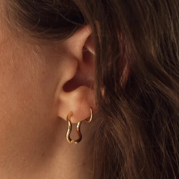 Small Horsebit Hoops