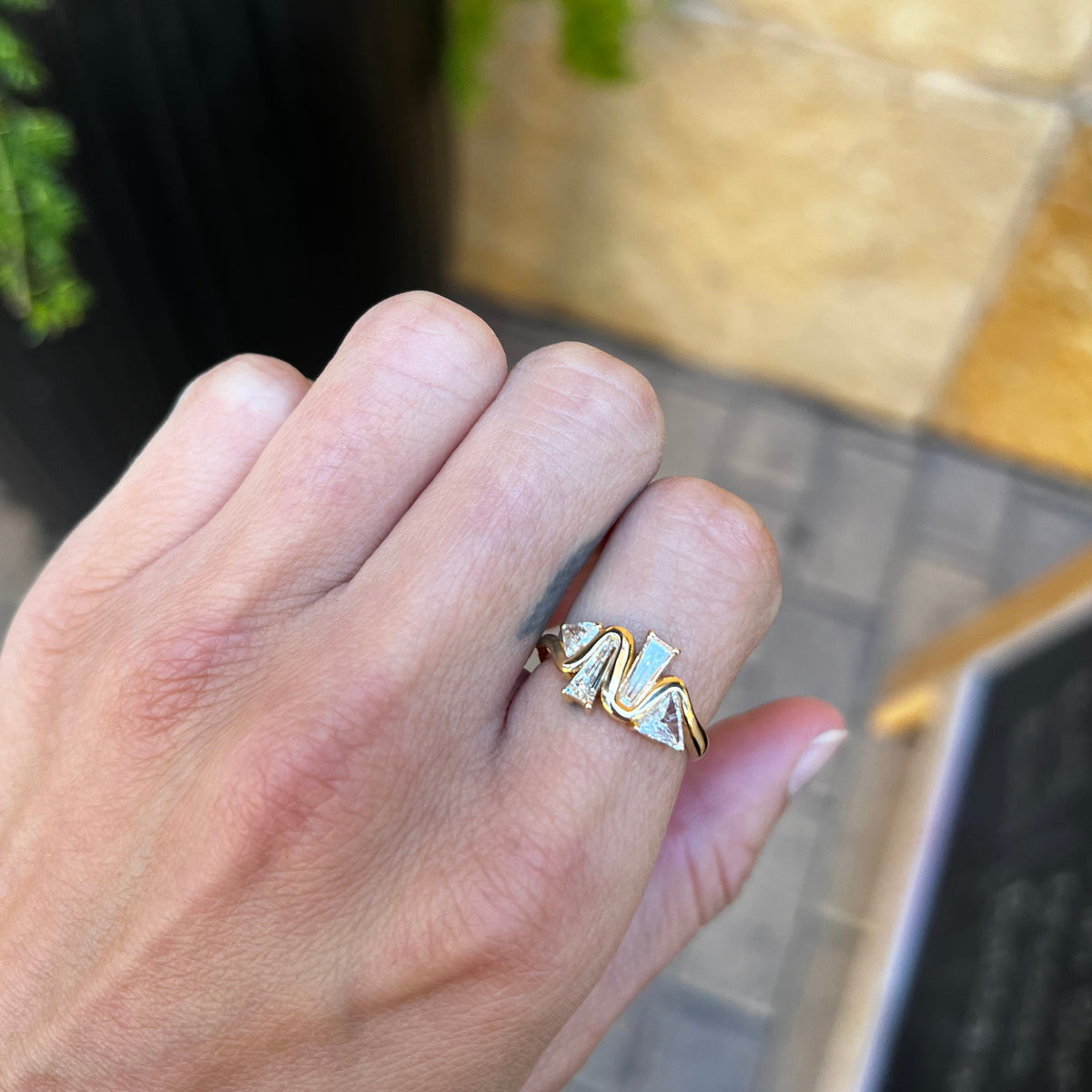 Mixed Shape Diamond Zig-Zag Ring