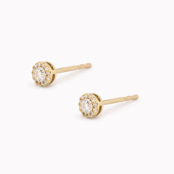 Round Pavé Diamond Halo Studs