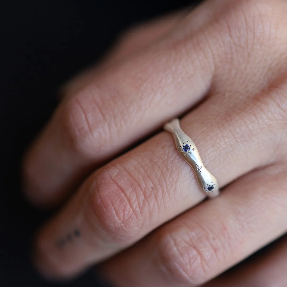 Sapphire Etched Wavy Band
