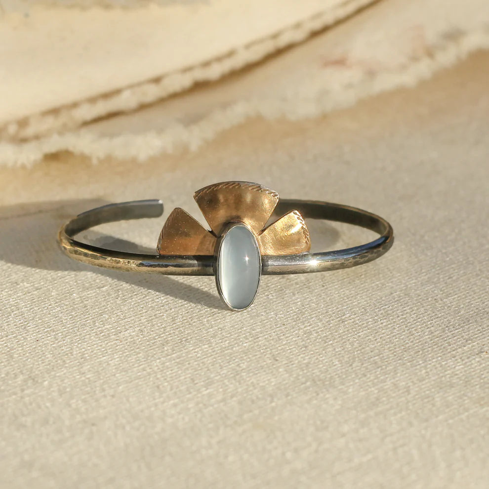 Solis Cuff